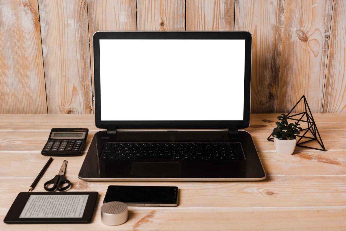 staples dell laptop computers