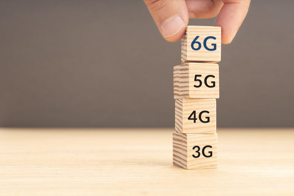 5G vs 6G future trends via Technogater